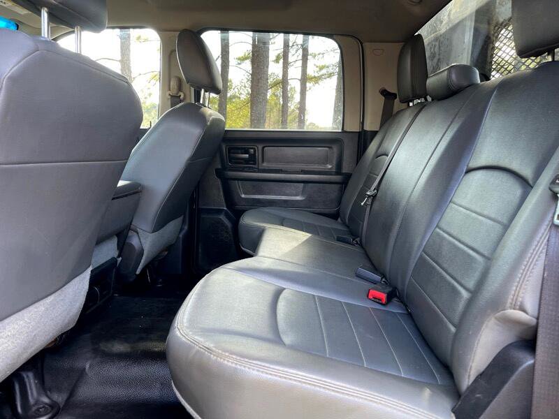 Used 2018 RAM 3500 Tradesman image 16