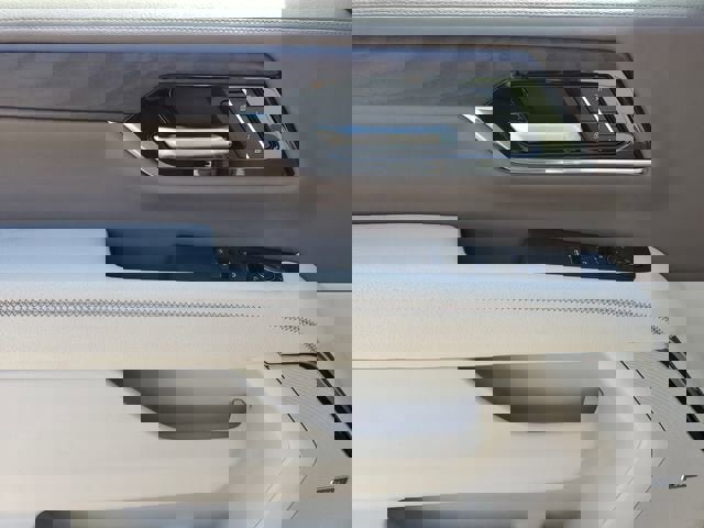 New 2026 GMC Yukon Denali image 17