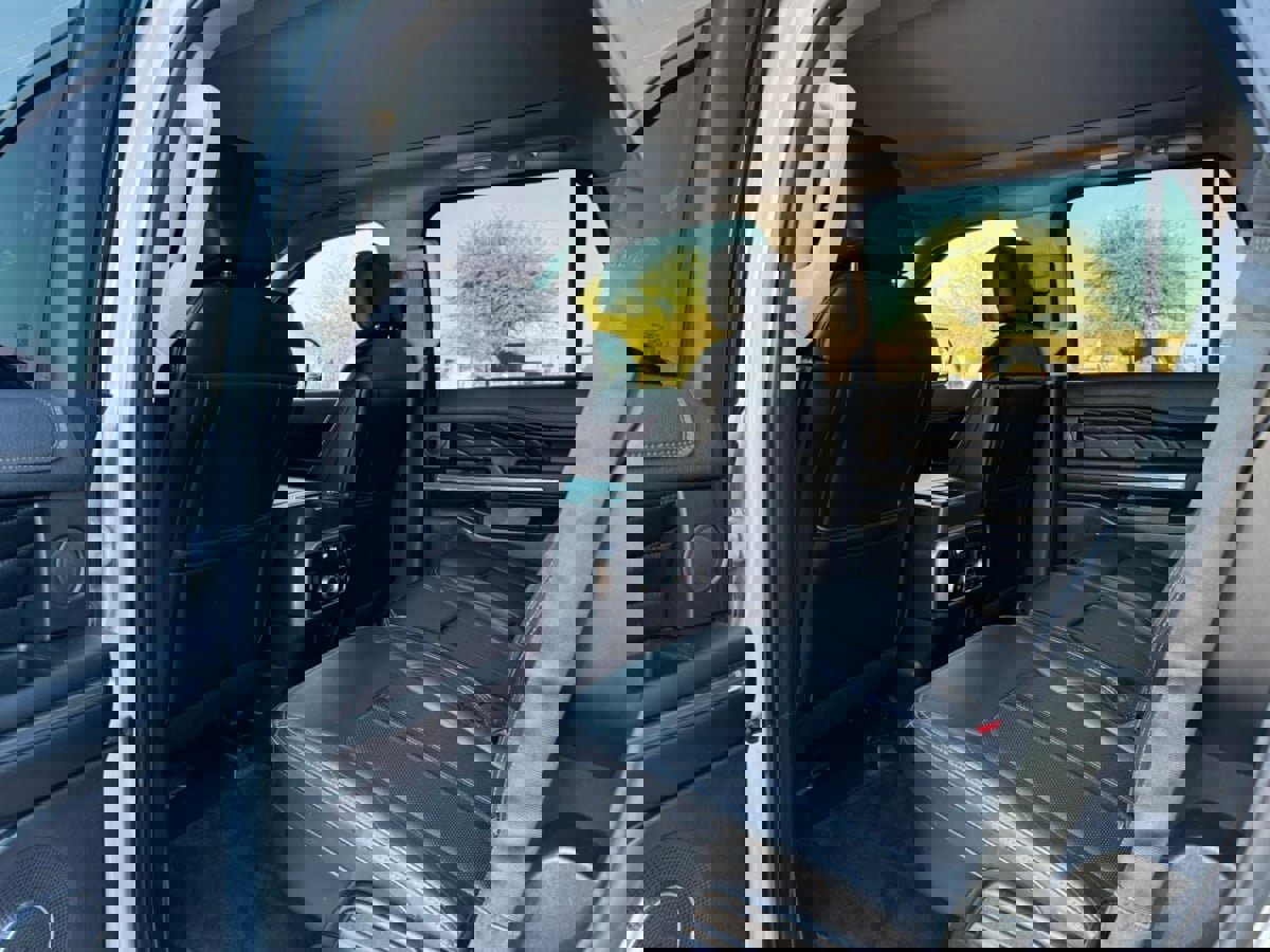 Used 2019 Ford Expedition Platinum image 45