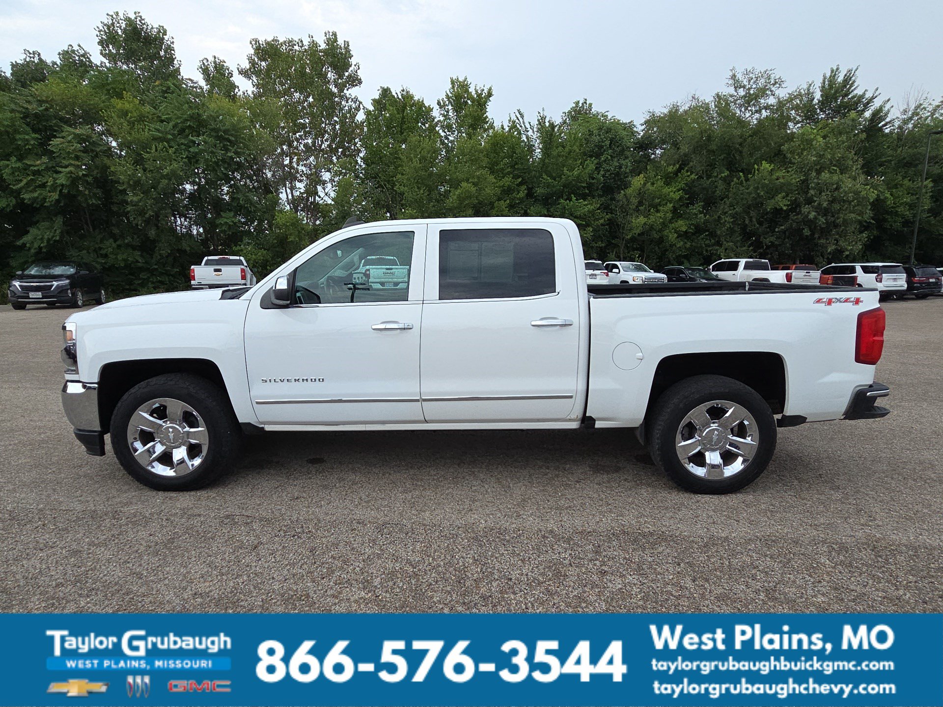 Used 2016 Chevrolet Silverado 1500 LTZ w/ Sport Package AWD/4WD image 5