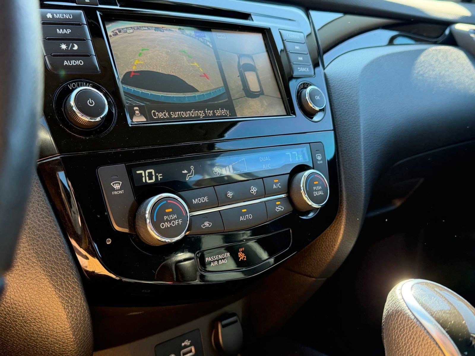 Certified 2022 Nissan Rogue Sport SL image 29