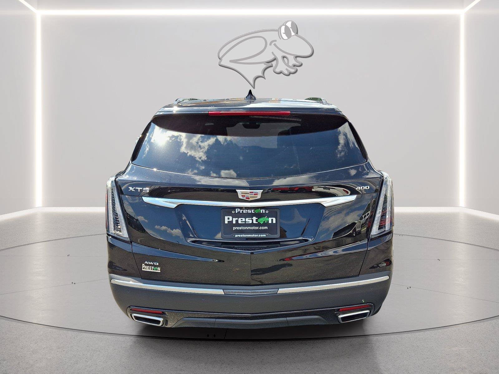 Used 2025 Cadillac XT5 Sportv w/ Technology Package AWD/4WD image 4