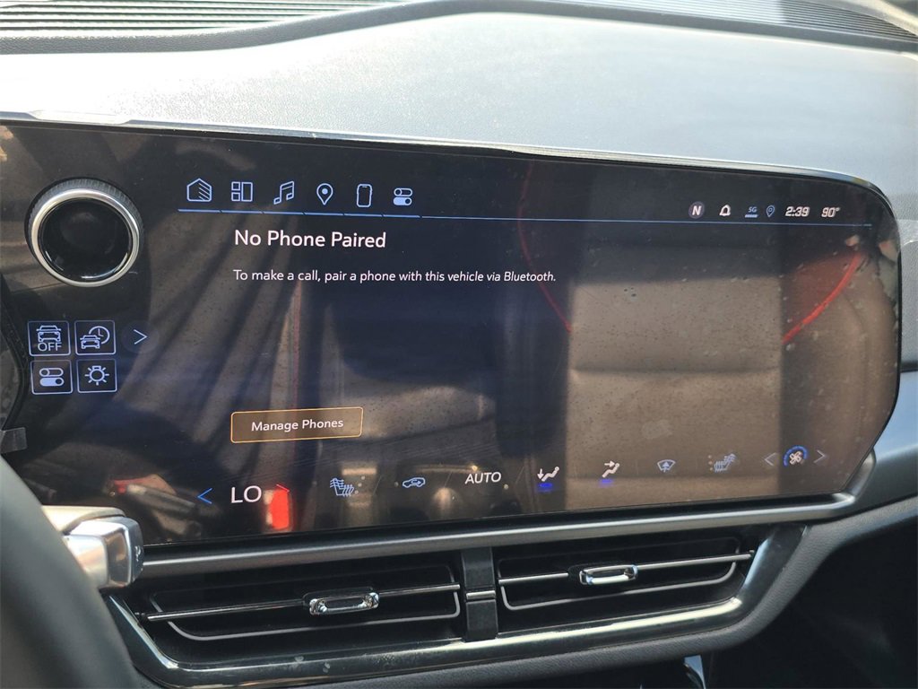 Used 2024 Chevrolet Equinox EV RS w/ LPO, Active Package image 6