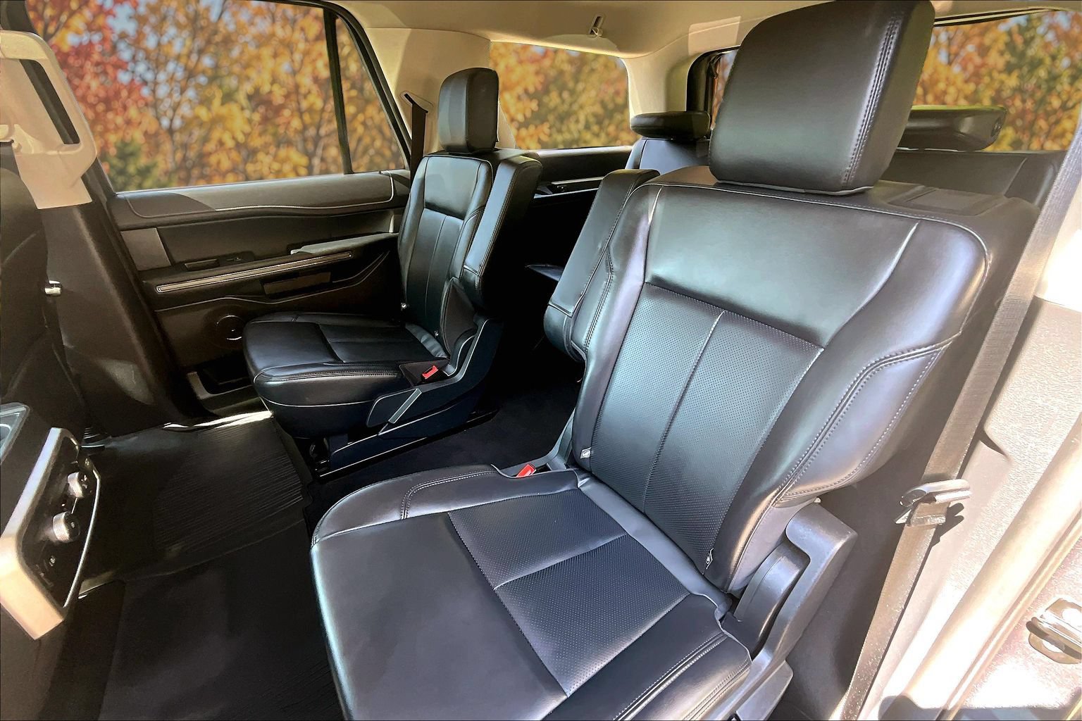 Certified 2024 Ford Expedition XLT AWD/4WD image 29