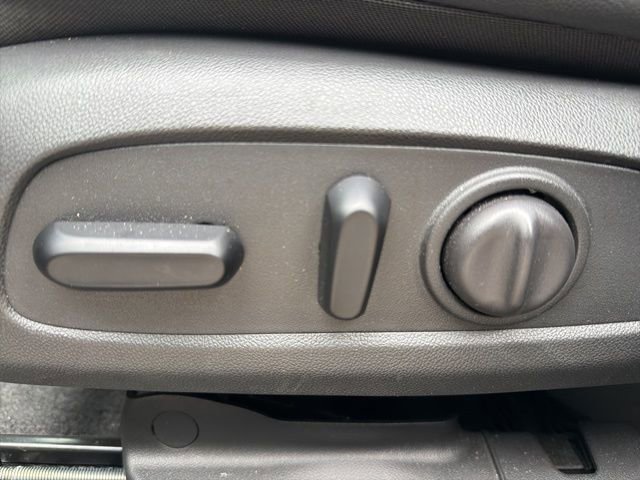 Used 2024 Buick Envista Preferred w/ Convenience I Package FWD image 11