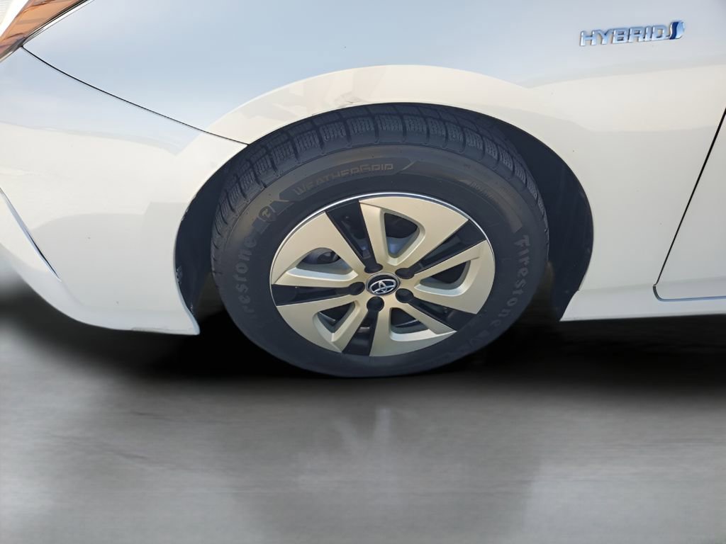 Used 2016 Toyota Prius Two image 17