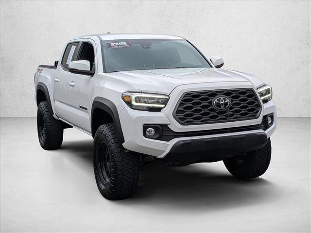 Used 2023 Toyota Tacoma TRD Off-Road w/ Technology Package AWD/4WD image 3