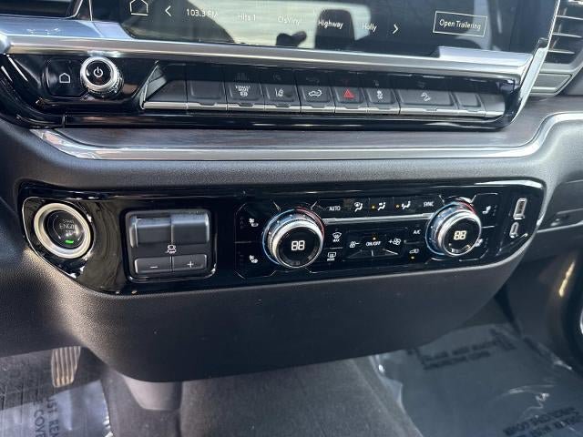 Used 2025 GMC Sierra 2500 SLT AWD/4WD image 21