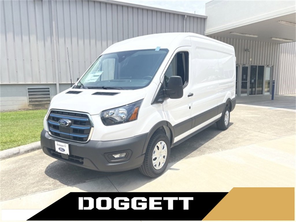 New 2023 Ford E-Transit Medium Roof