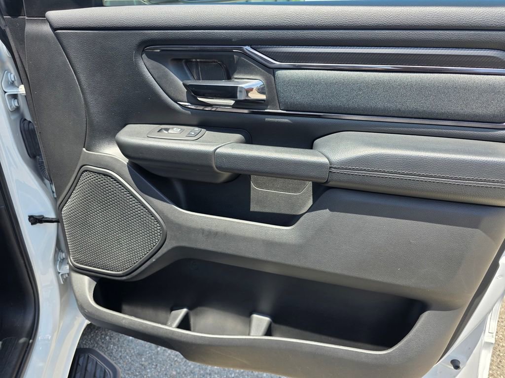 Used 2023 RAM 1500 Big Horn AWD/4WD image 25