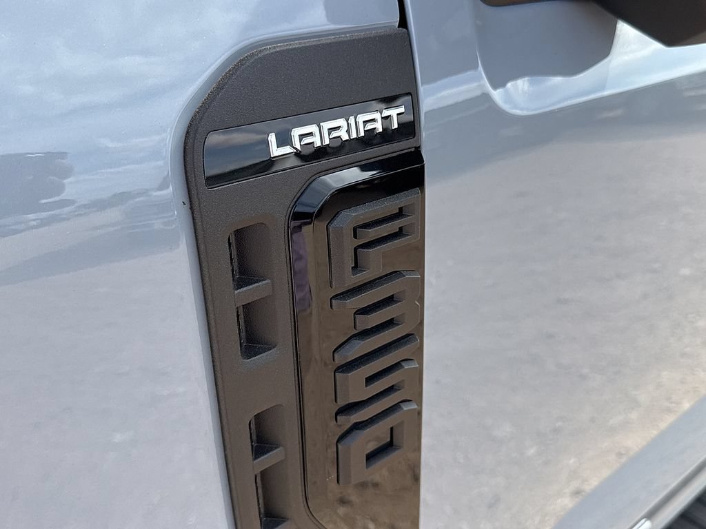 New 2026 Ford F350 Lariat w/ Black Appearance Package AWD/4WD image 14
