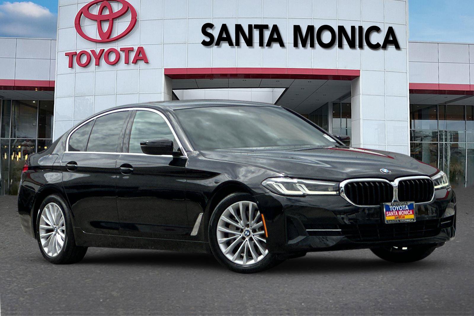 Used 2021 BMW 530i w/ Convenience Package RWD image 1