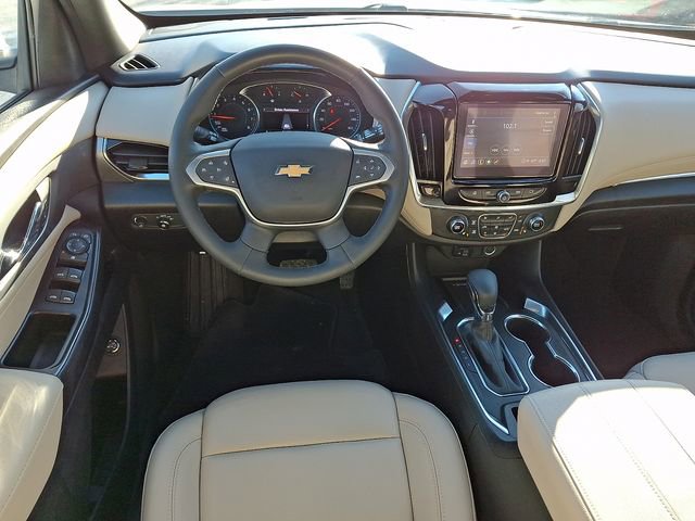 Used 2023 Chevrolet Traverse LT image 11