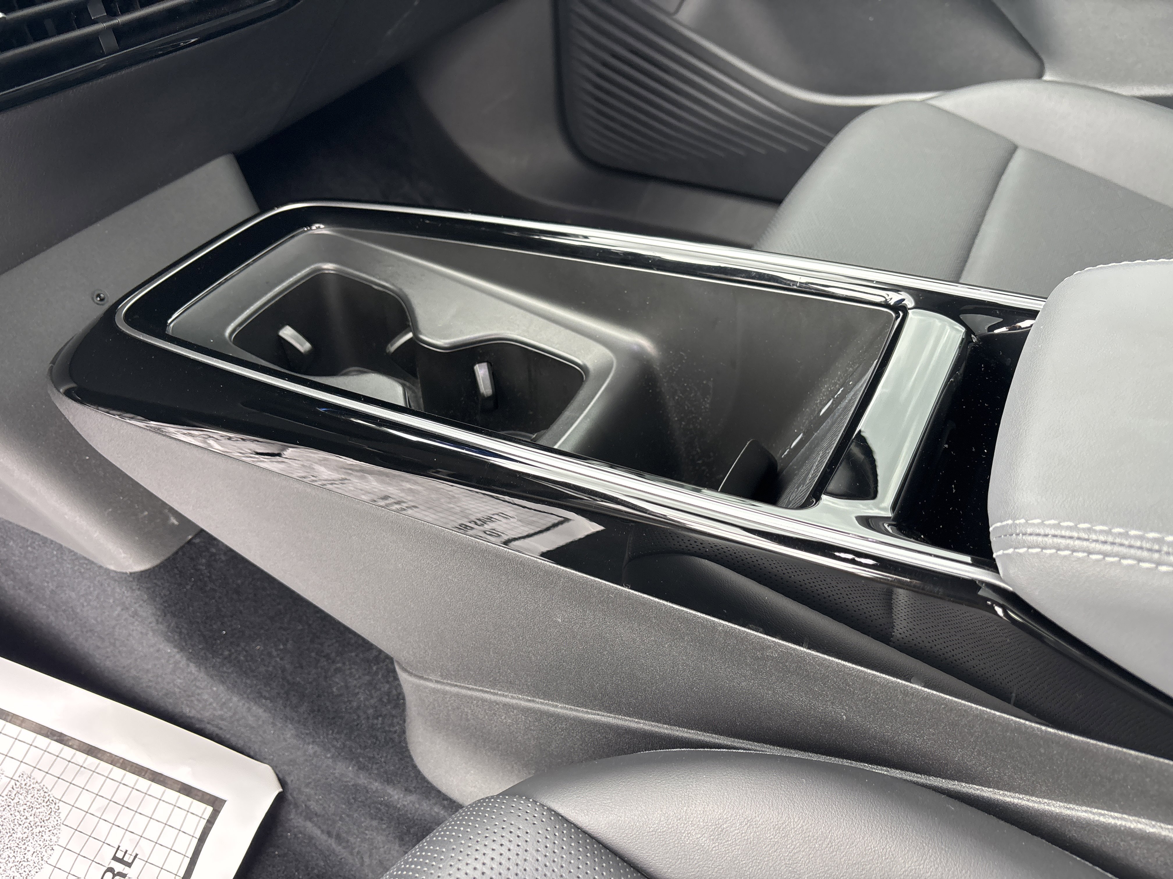 Used 2023 Volkswagen ID.4 S image 17