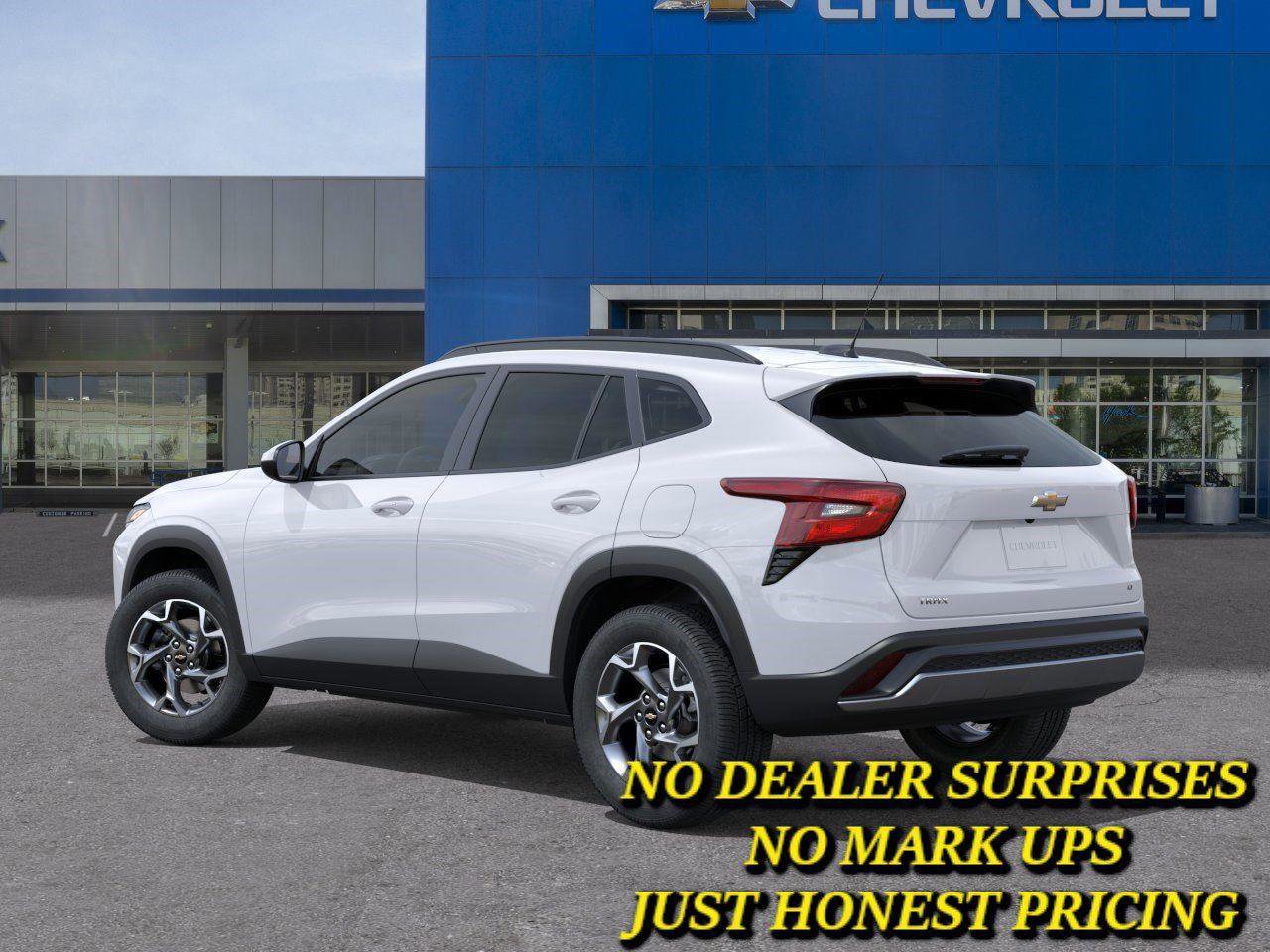 New 2026 Chevrolet Trax LT w/ LT Convenience Package FWD image 3