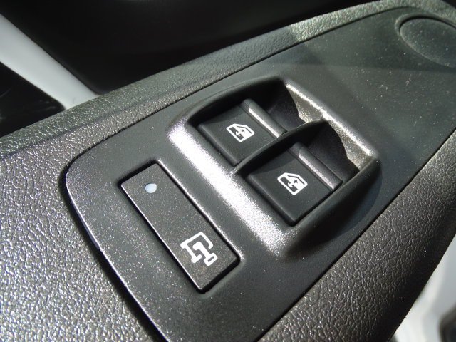 Used 2025 RAM ProMaster 2500 w/ U-Haul Equipment Group FWD image 7