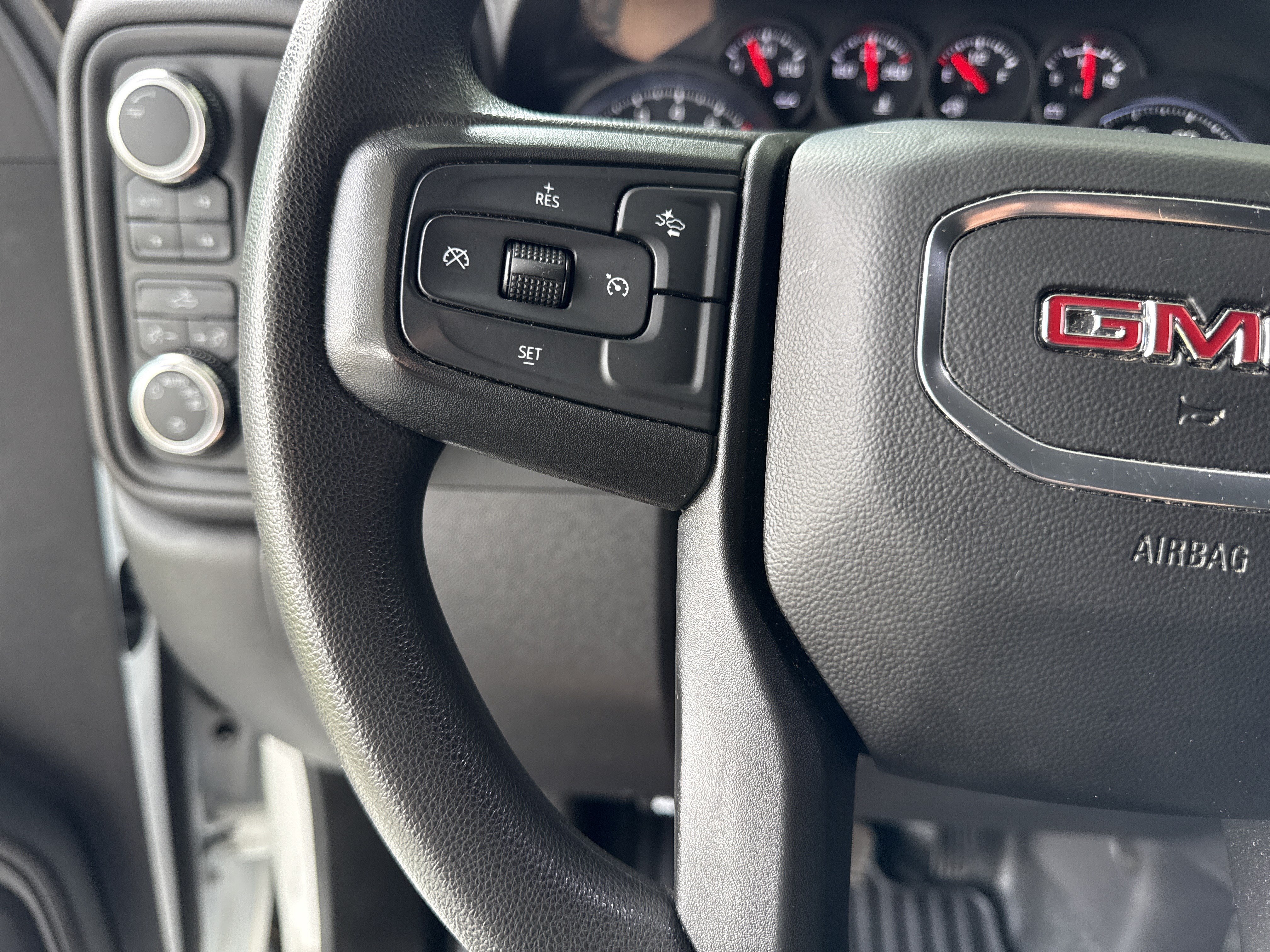 Used 2023 GMC Sierra 1500 Pro w/ Pro Value Package AWD/4WD image 18