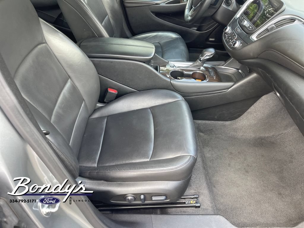 Used 2024 Chevrolet Malibu LT FWD image 18