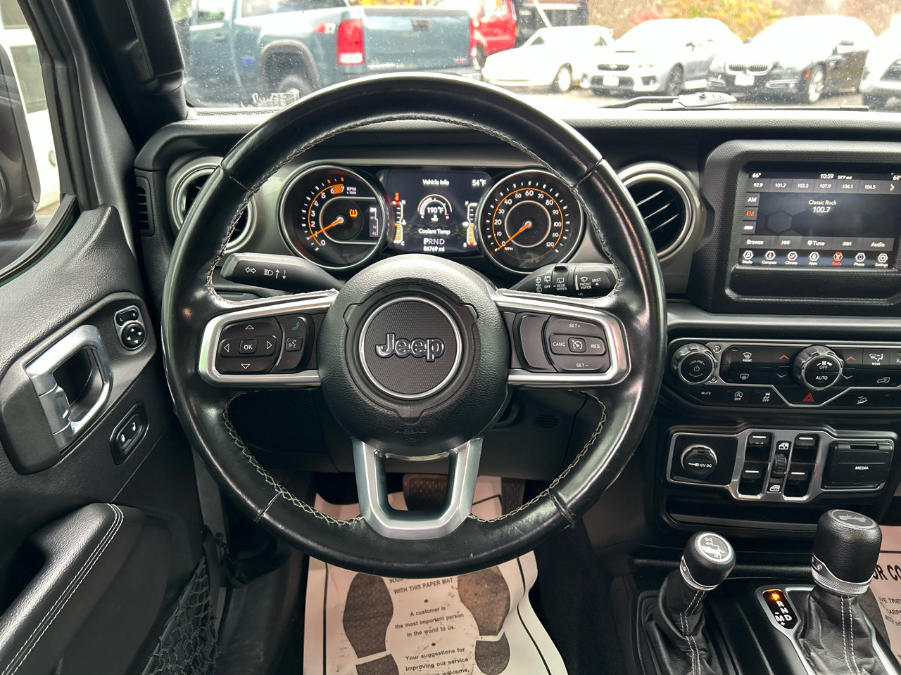 Used 2020 Jeep Wrangler Unlimited Sahara image 12