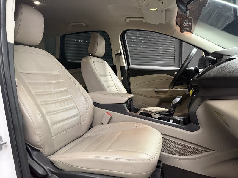 Used 2018 Ford Escape SEL FWD image 17