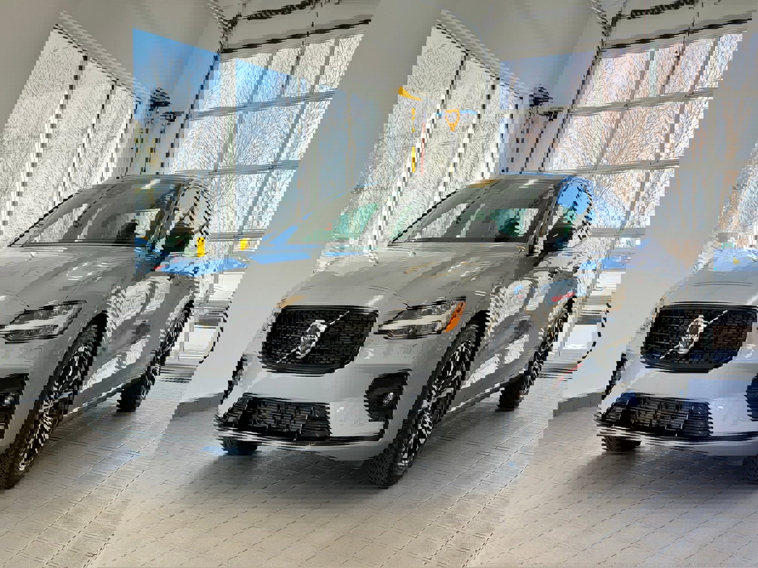 Certified 2025 Volvo S60 B5 Core w/ Climate Package image 2