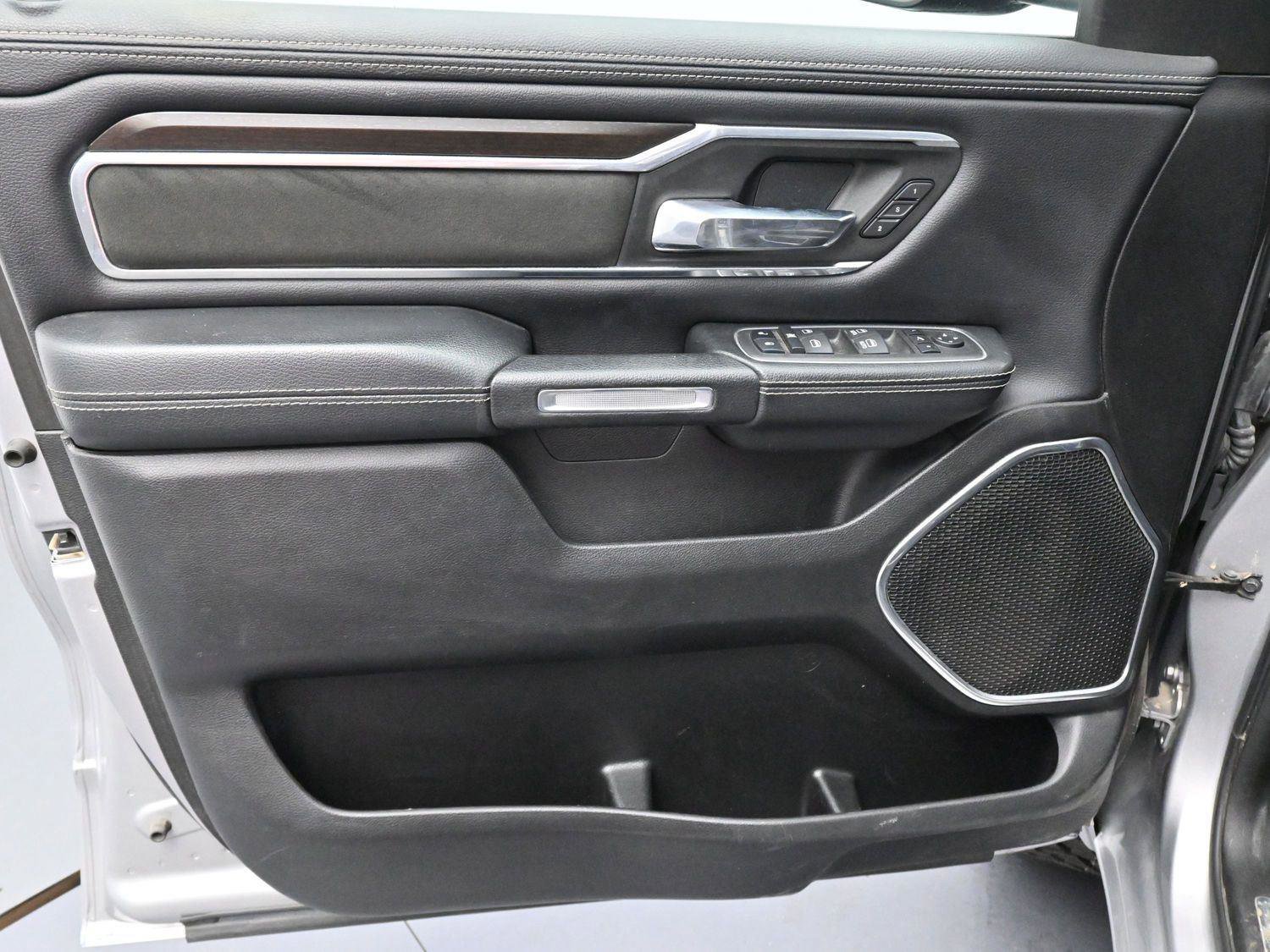 Used 2022 RAM 1500 Laramie image 9