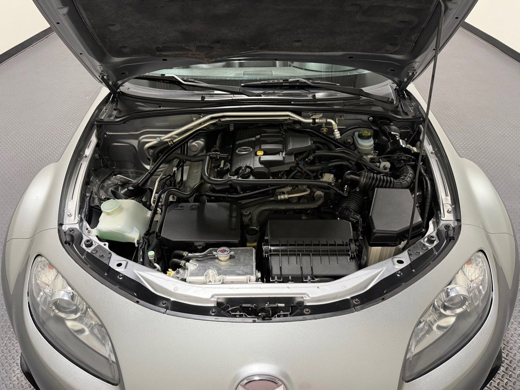 Used 2009 MAZDA MX-5 Miata Grand Touring w/ Premium Pkg RWD image 33