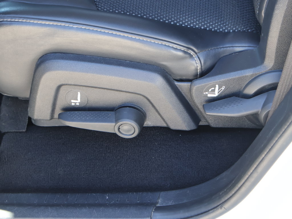 Used 2015 Dodge Journey Crossroad FWD image 18