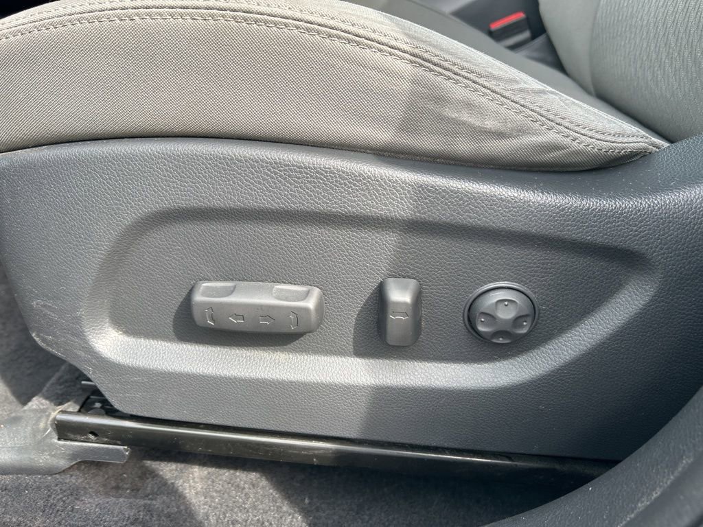 Used 2019 Hyundai Santa Fe XL SE image 14