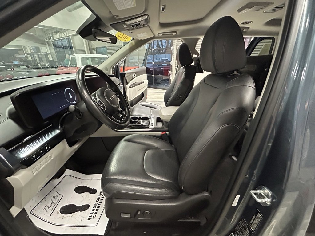 Used 2022 Kia Carnival SX Prestige image 52