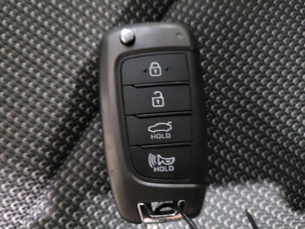 Used 2018 Hyundai Accent SE FWD image 32
