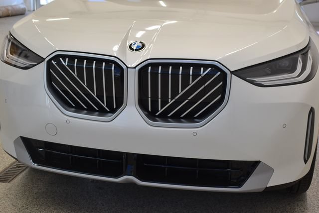New 2026 BMW X3 xDrive30i w/ Premium Package AWD/4WD image 14
