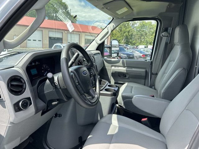 New 2025 Ford E-450 and Econoline 450 Super Duty w/ Power Equipment Group RWD image 10