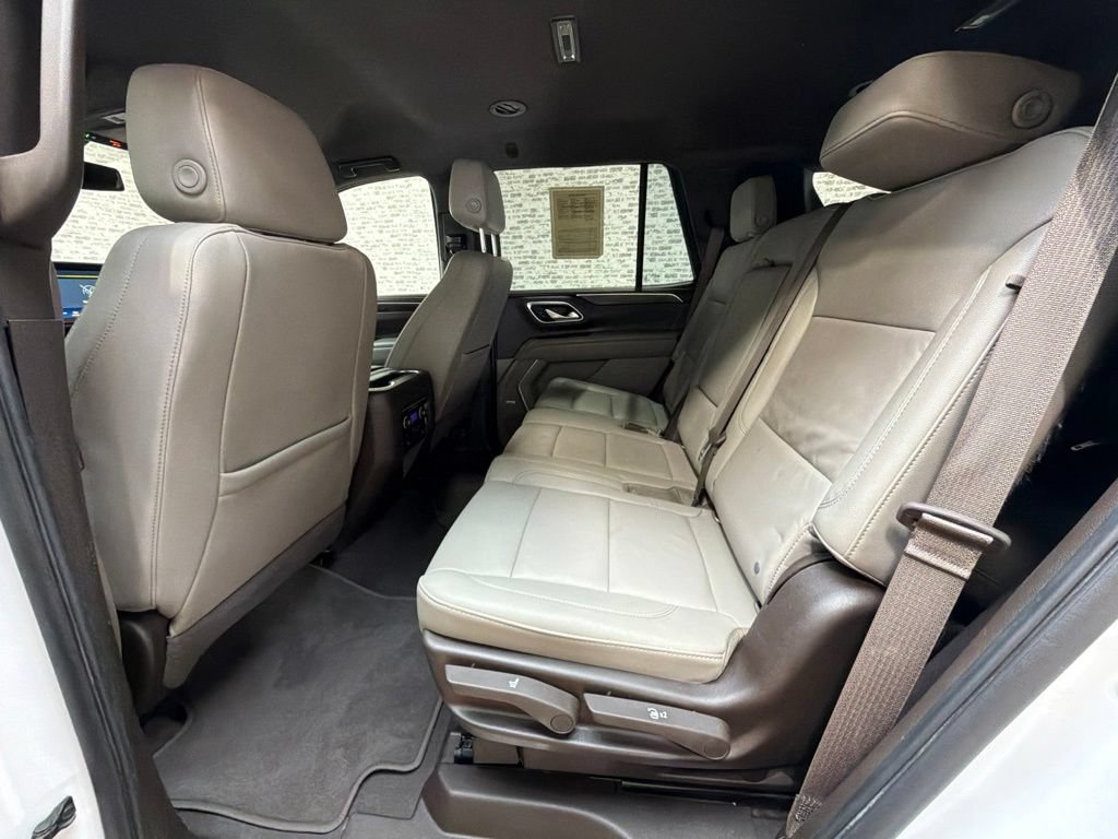 Used 2022 Chevrolet Tahoe LT w/ Luxury Package RWD image 14