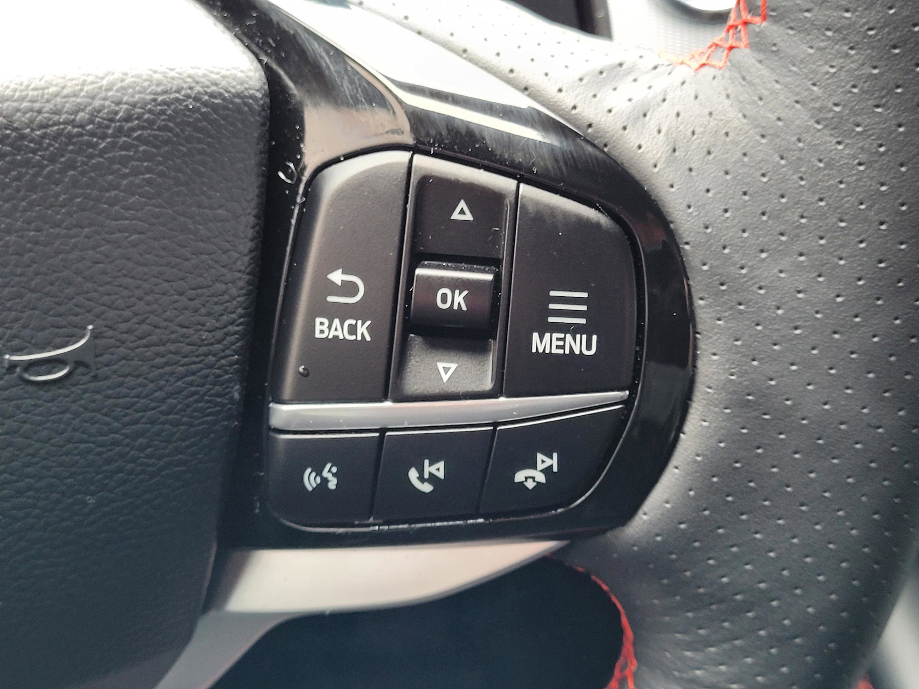Used 2025 Ford Explorer ST image 13
