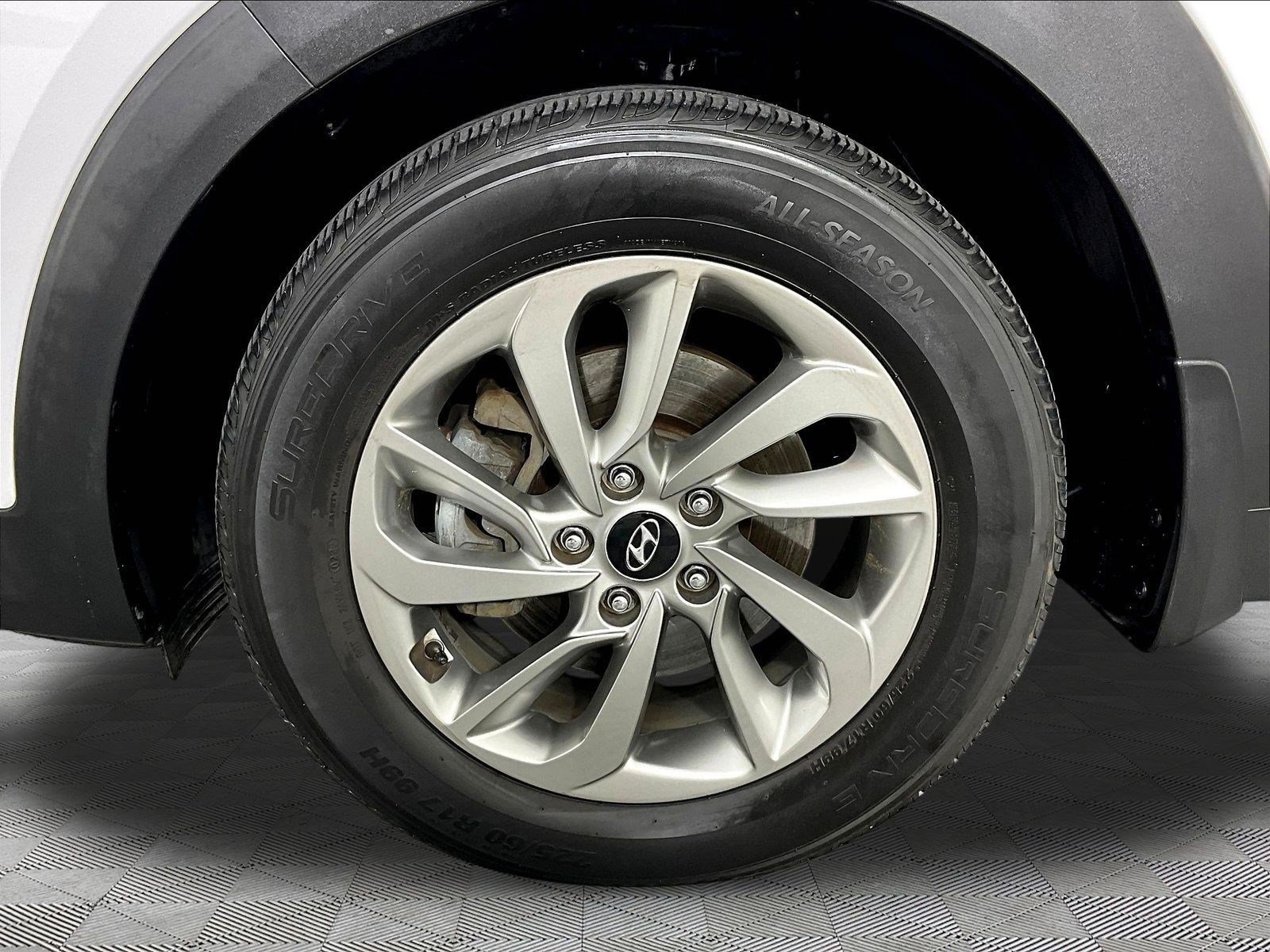 Used 2017 Hyundai Tucson SE w/ SE Popular Package 02 FWD image 32