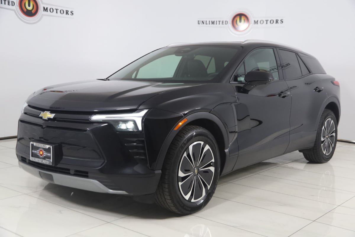 Used 2024 Chevrolet Blazer EV LT AWD/4WD image 5