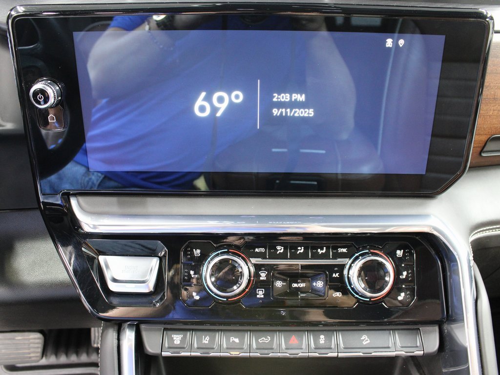 Used 2024 GMC Sierra 2500 Denali Ultimate w/ Max Trailering Package image 13