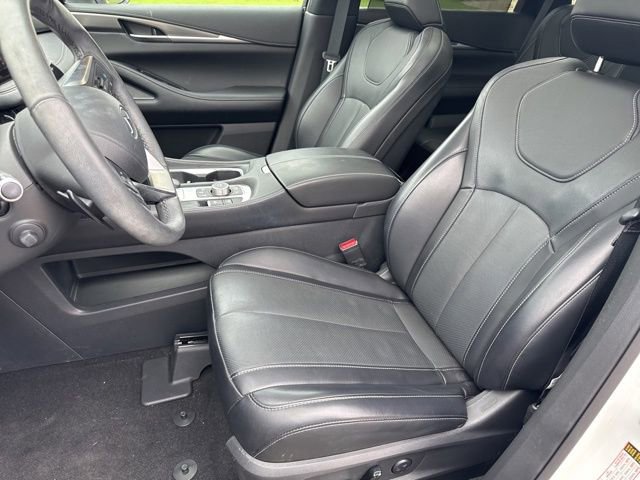 Used 2023 INFINITI QX60 Luxe w/ Cargo Package AWD/4WD image 9