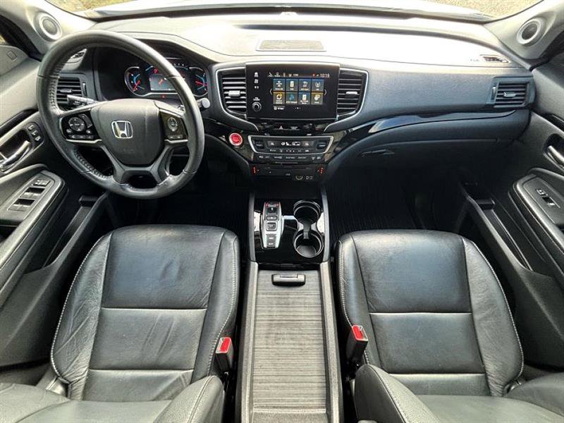 Used 2019 Honda Pilot Touring image 11
