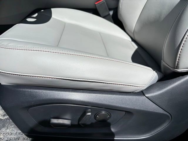 New 2026 Ford Explorer Active image 13