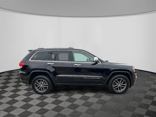 Used 2018 Jeep Grand Cherokee Limited image 4