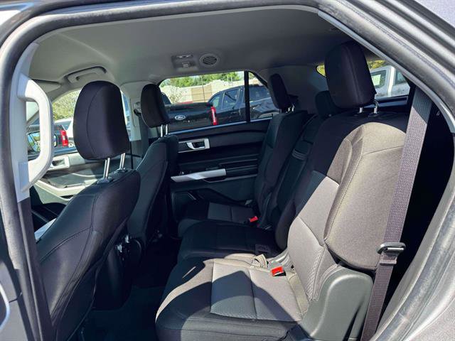 Used 2022 Ford Explorer XLT image 27