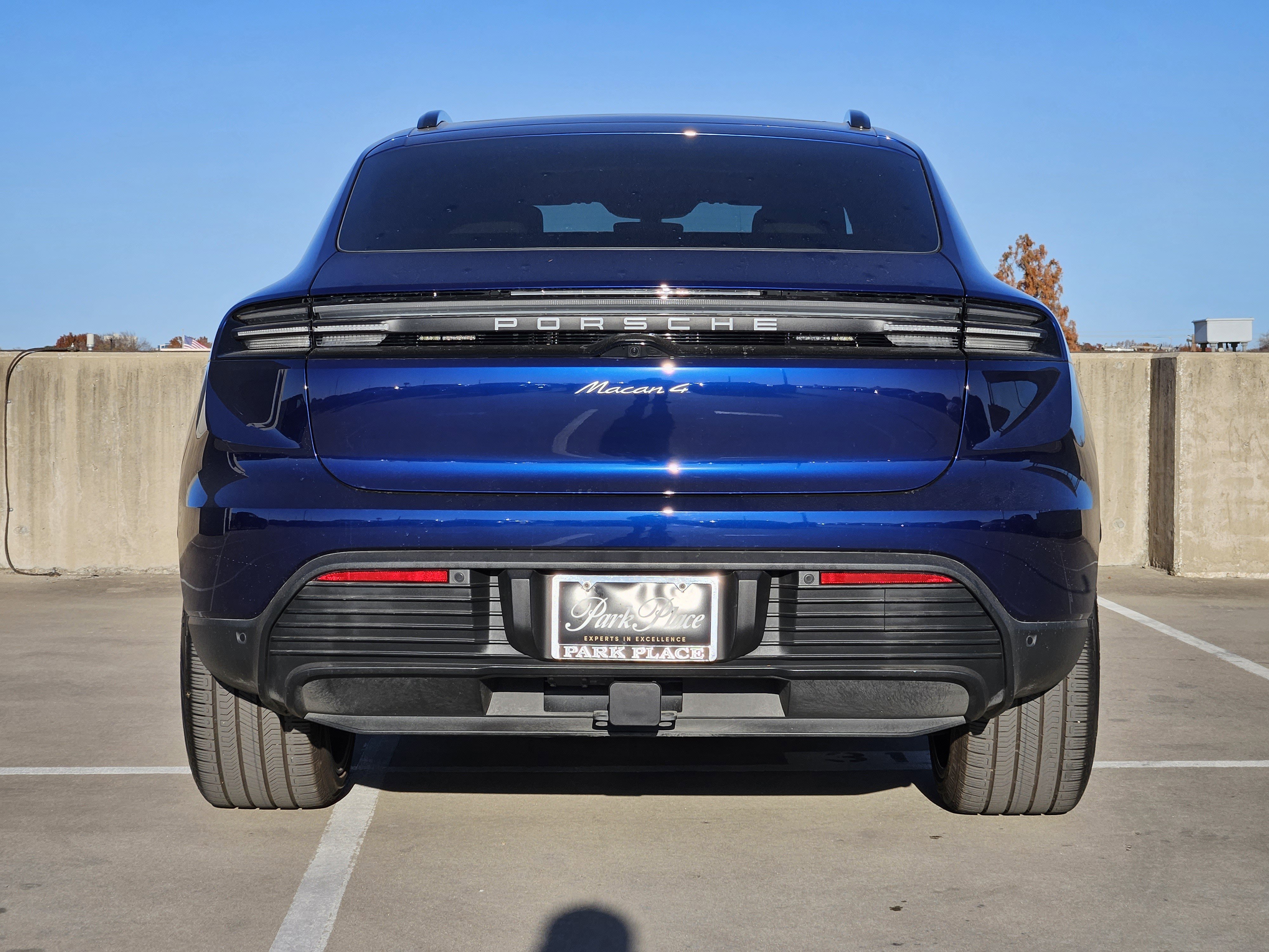 Certified 2024 Porsche Macan 4 Electric image 7