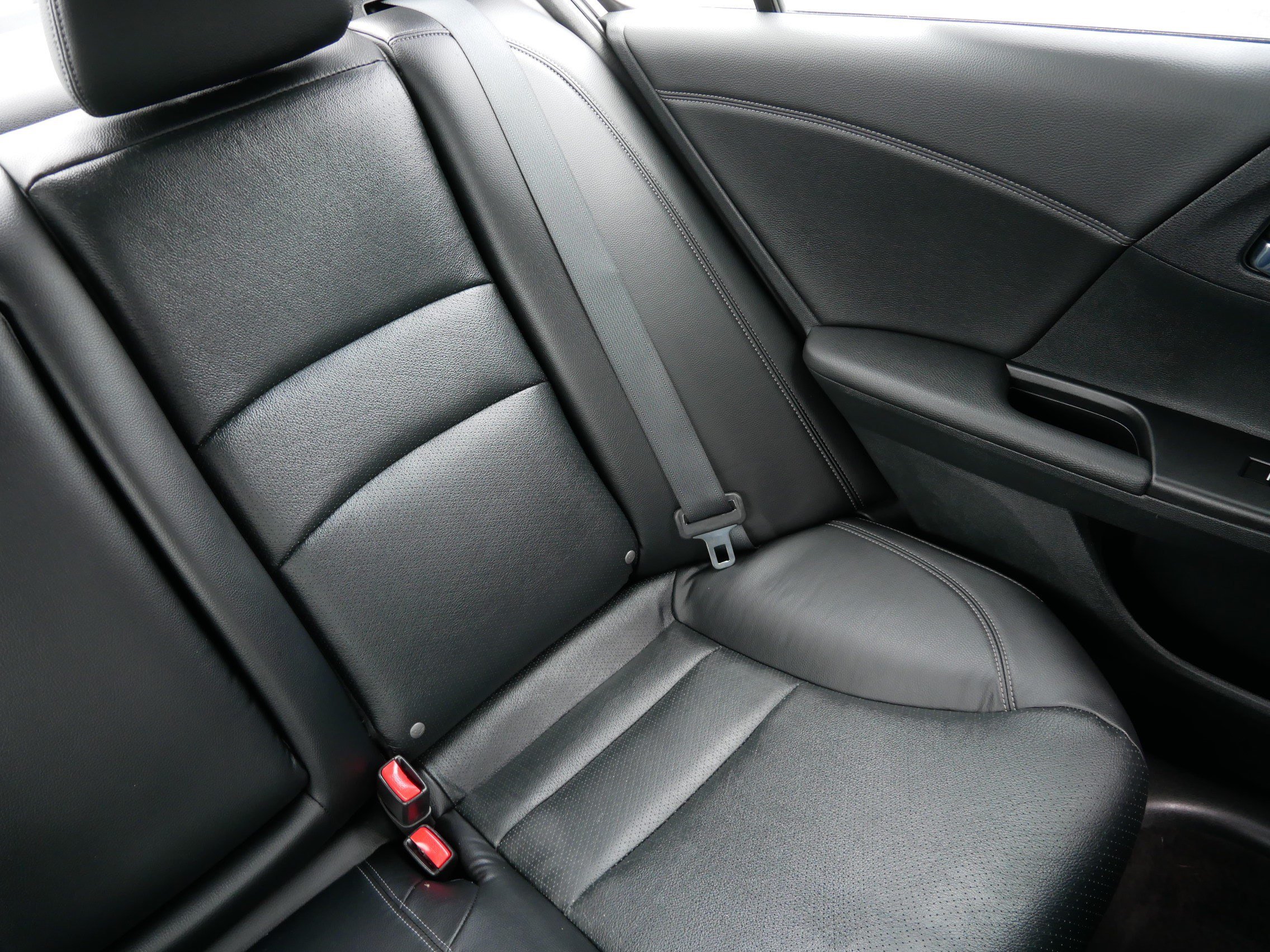 Used 2017 Honda Accord EX-L image 14
