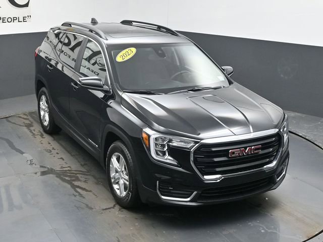 Used 2023 GMC Terrain SLE w/ Driver Convenience Package image 46