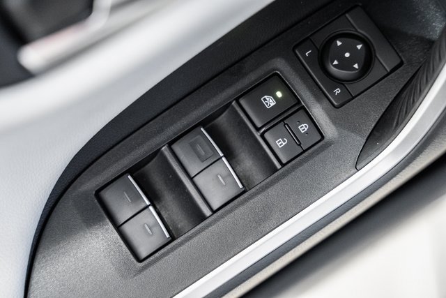 New 2025 Toyota RAV4 Limited image 39