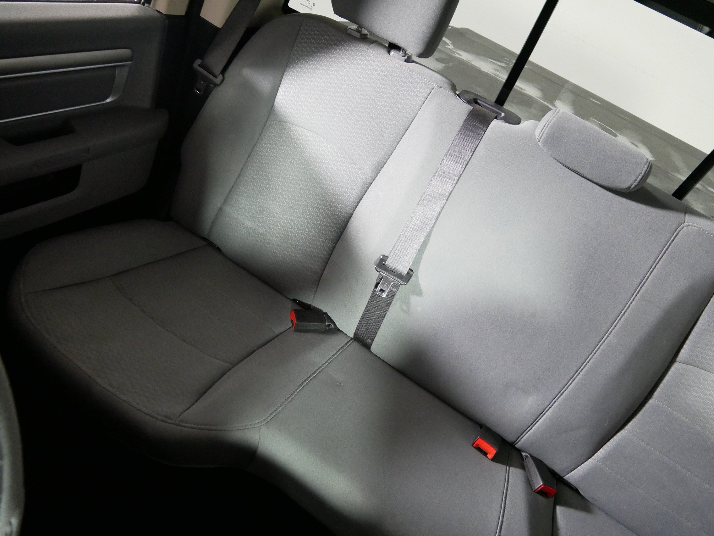 Used 2017 RAM 1500 Classic SLT w/ Luxury Group AWD/4WD image 12