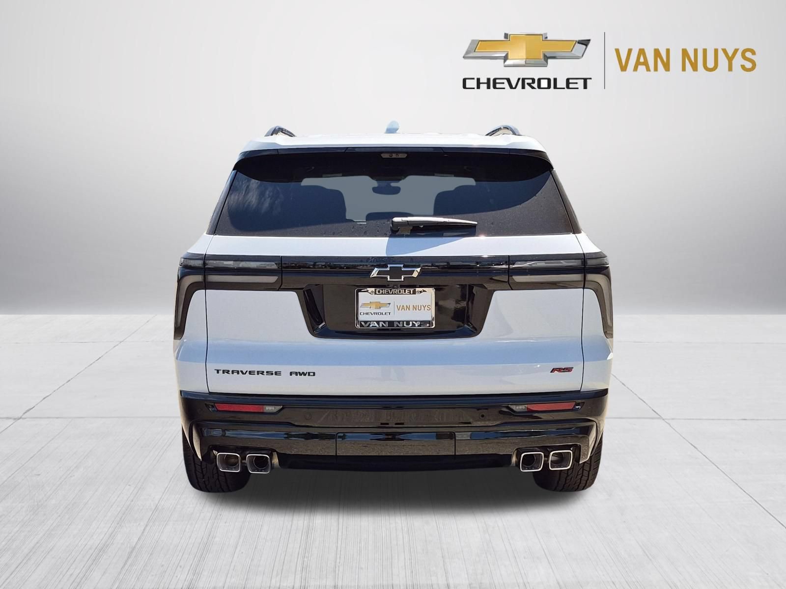 New 2026 Chevrolet Traverse RS w/ LPO, Floor Liner Package AWD/4WD image 5