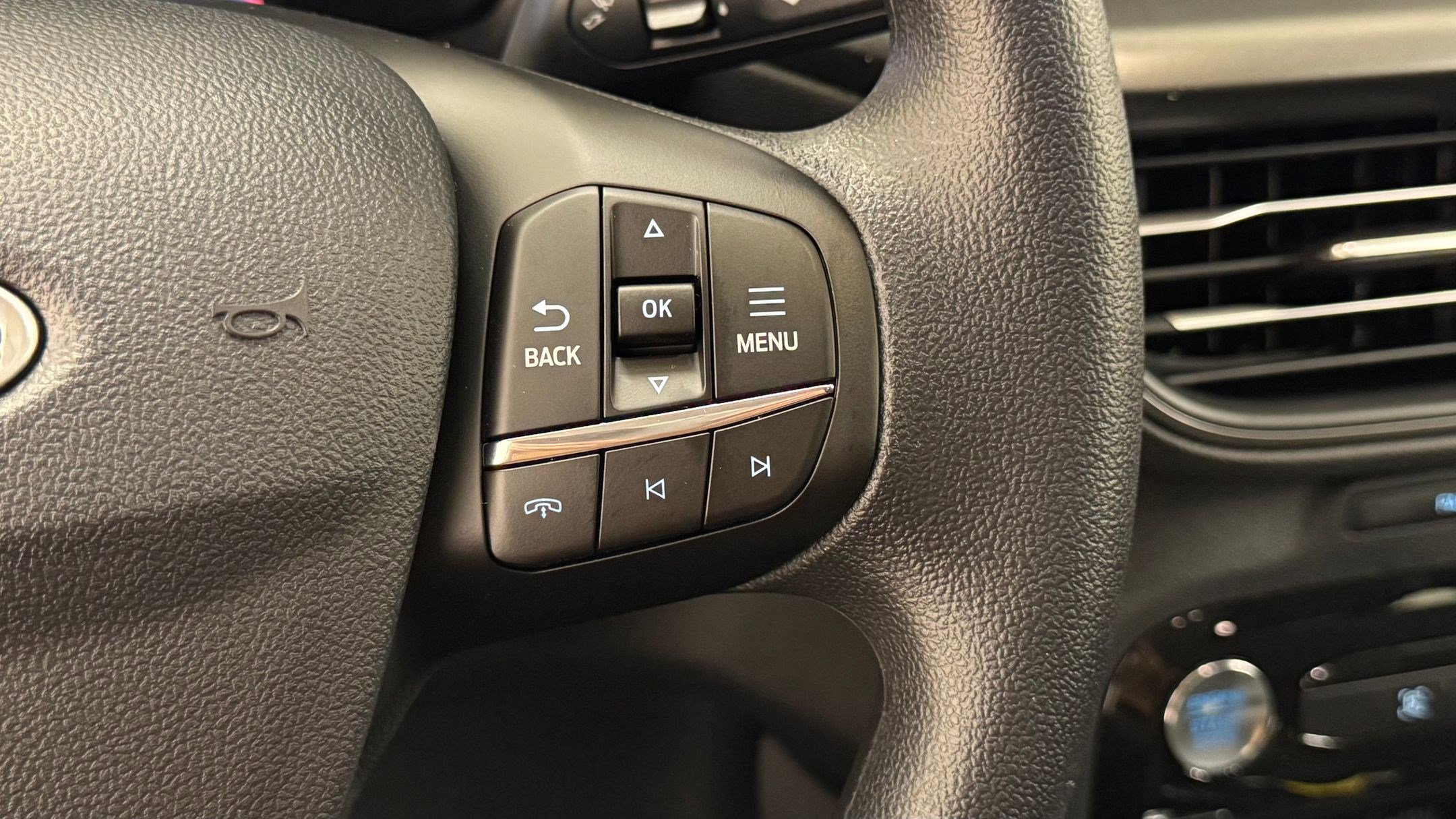 New 2026 Ford Escape Active w/ Tech Pack #1 FWD image 18